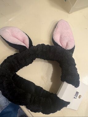 NWT Miss A Plush Bunny Ear Headband - Black with Pink Lining. 🐇🐇🐇